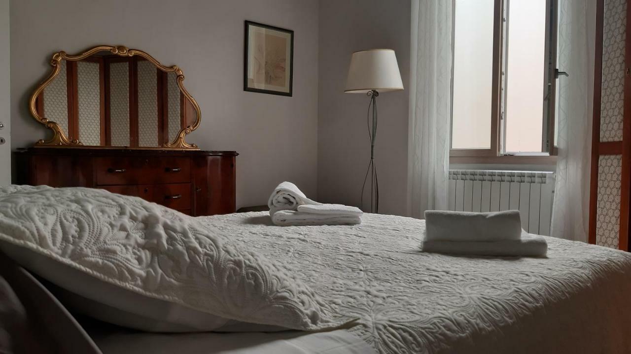 Lg House With Balcony Near Ponte Vecchio Apartment Florence Luaran gambar