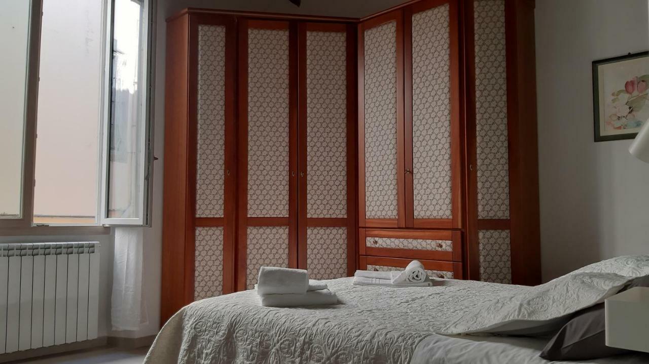 Lg House With Balcony Near Ponte Vecchio Apartment Florence Luaran gambar